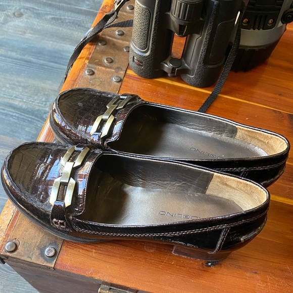 Bandolino Loafers - Picture 4 of 9